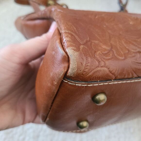 Patricia Nash Poppy Tote in Burnished Tooled Gold - Picture 7 of 14